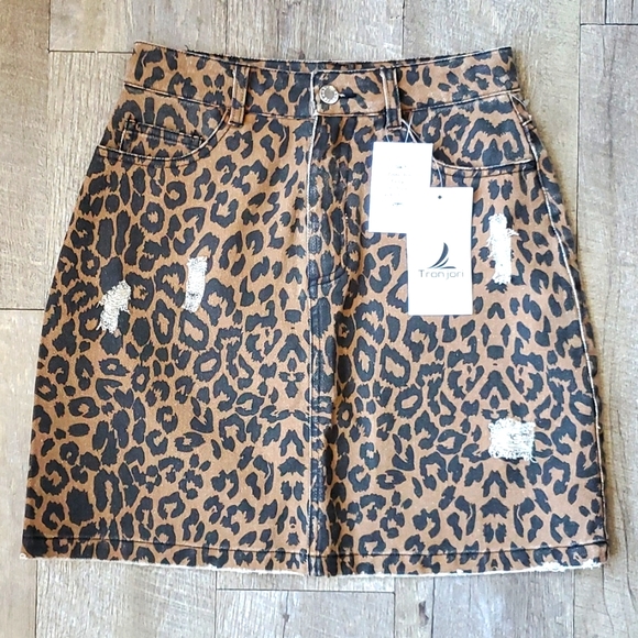 NEW Tronjori skirt - Picture 1 of 3